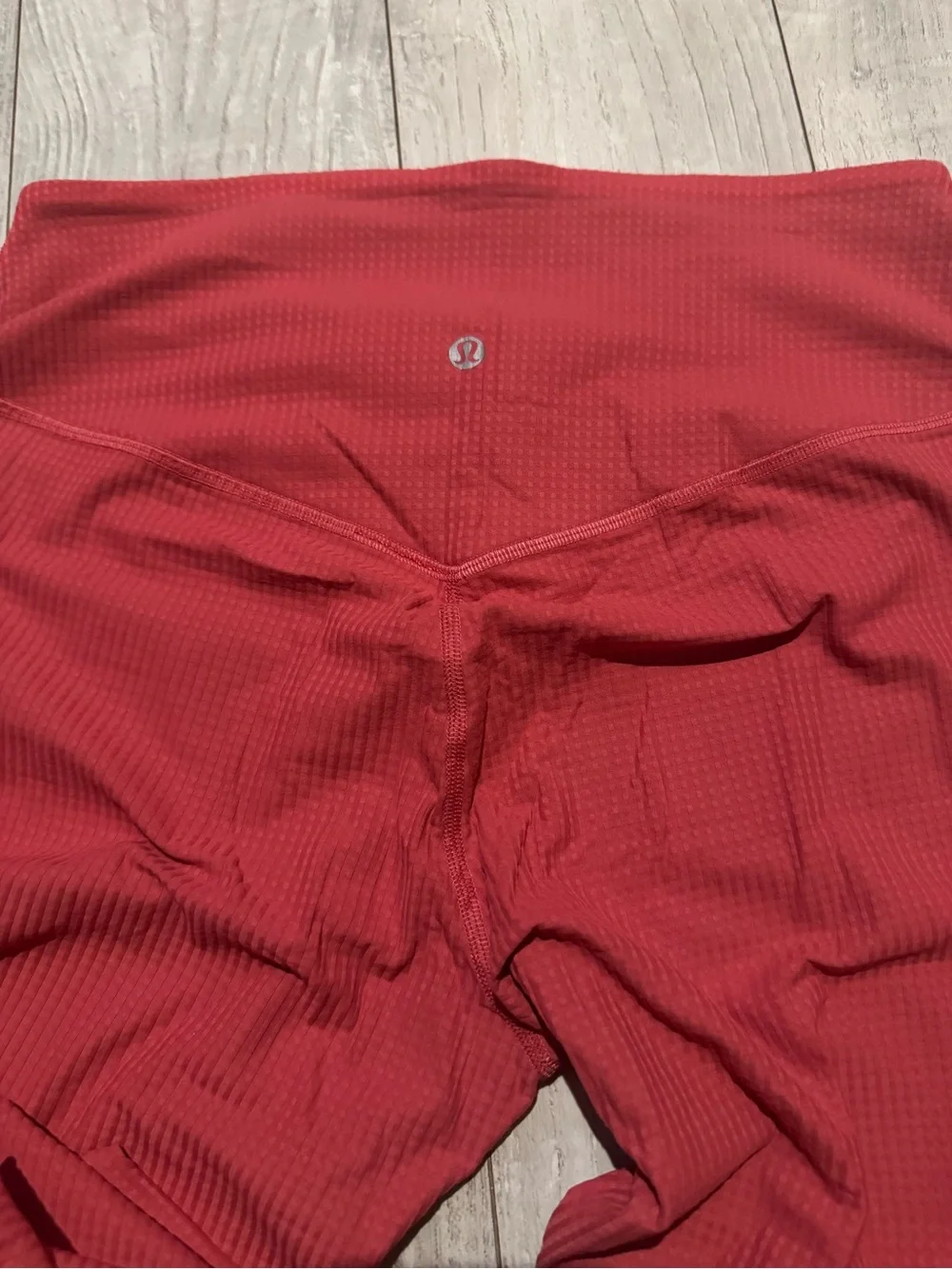 lululemon athletica V-Waist Yoga Tight Grid Texture Leggings - Rose